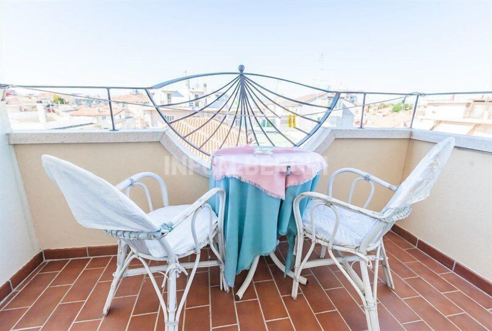 Hotel River Fronte Mare Con Piscina ريميني المظهر الخارجي الصورة